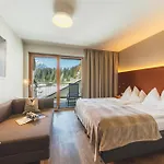 Mats Alpenquartier 4*