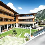 Mats Alpenquartier Bed and breakfast