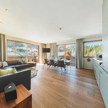 Mats Alpenquartier Bed and breakfast 4*