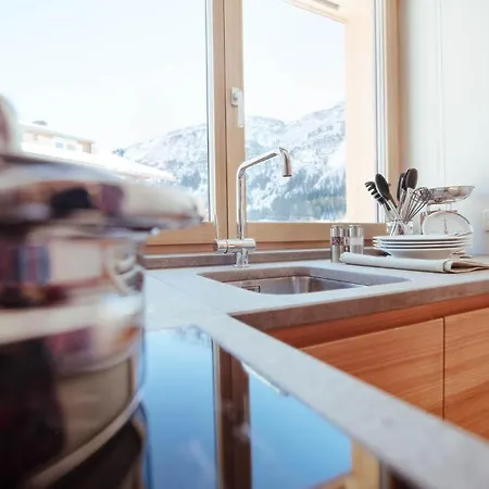 Mats Alpenquartier 4* レッヒ